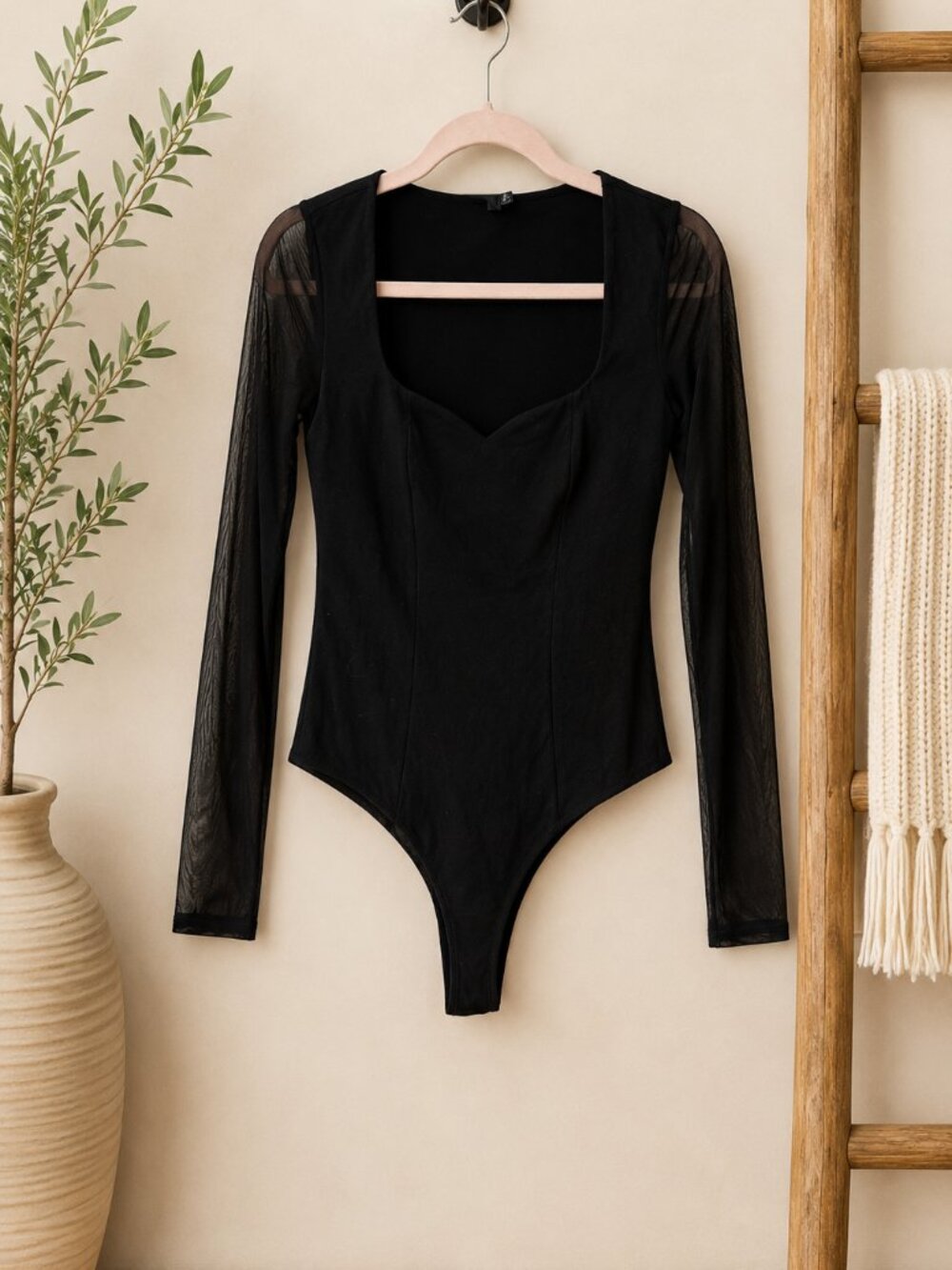 ASOS Black Sweetheart Neck Mesh Sleeve Bodysuit US 2 NWOT